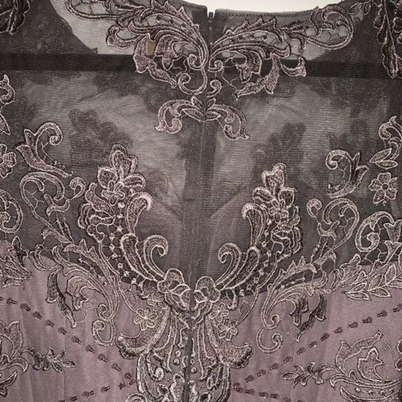 Elegant Gray Lace Half-Sleeve High-Low Evening Dress Size 10 - Picture 10 of 13